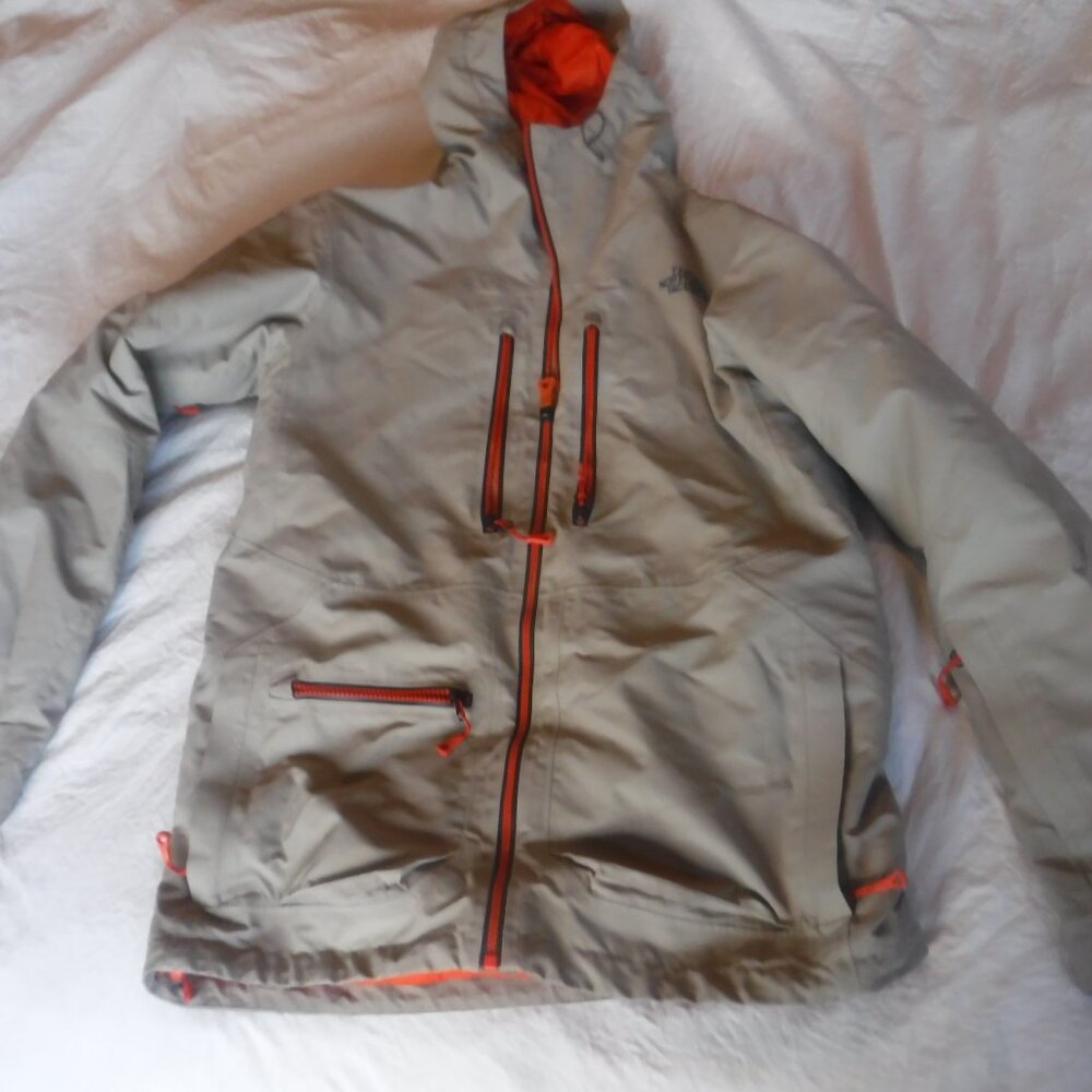 The North Face Steep Series Mens Winter Coat Parka Jacket Size SP Pre Owned